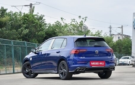 Volkswagen Golf VIII, 2024 год, 3 215 000 рублей, 4 фотография