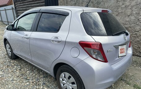 Toyota Vitz, 2013 год, 910 000 рублей, 6 фотография