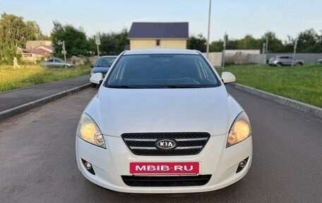 KIA cee'd I рестайлинг, 2009 год, 710 000 рублей, 2 фотография