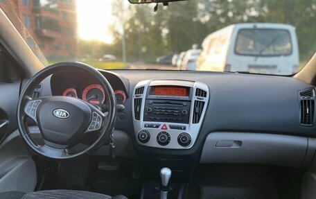 KIA cee'd I рестайлинг, 2009 год, 710 000 рублей, 9 фотография