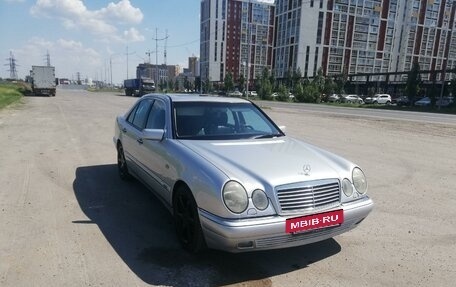 Mercedes-Benz E-Класс, 1997 год, 1 000 000 рублей, 2 фотография