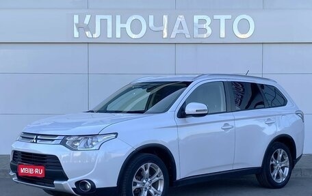 Mitsubishi Outlander III рестайлинг 3, 2014 год, 1 499 000 рублей, 1 фотография