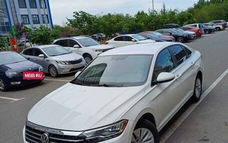 Volkswagen Jetta VII, 2019 год, 1 740 000 рублей, 2 фотография