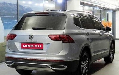 Volkswagen Tiguan II, 2022 год, 3 300 000 рублей, 1 фотография