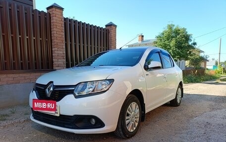 Renault Logan II, 2016 год, 845 000 рублей, 4 фотография