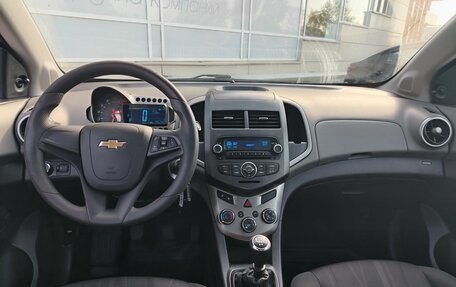 Chevrolet Aveo III, 2015 год, 758 000 рублей, 5 фотография