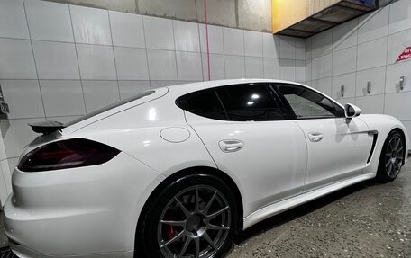 Porsche Panamera II рестайлинг, 2012 год, 3 800 000 рублей, 2 фотография