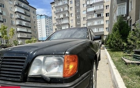 Mercedes-Benz E-Класс, 1993 год, 500 000 рублей, 8 фотография