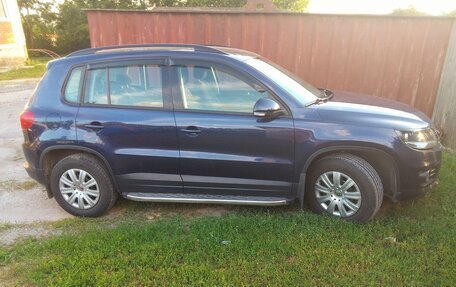 Volkswagen Tiguan I, 2011 год, 1 350 000 рублей, 2 фотография