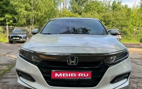 Honda Accord IX рестайлинг, 2018 год, 2 000 000 рублей, 1 фотография