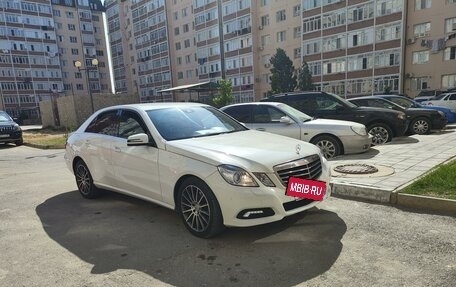 Mercedes-Benz E-Класс, 2010 год, 1 300 000 рублей, 6 фотография