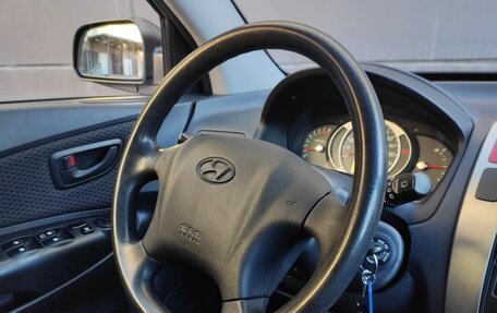 Hyundai Tucson III, 2008 год, 899 000 рублей, 13 фотография