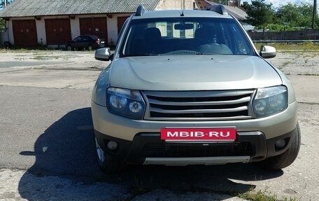 Renault Duster I рестайлинг, 2012 год, 830 000 рублей, 2 фотография