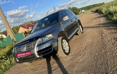 Volkswagen Touareg III, 2003 год, 850 000 рублей, 1 фотография