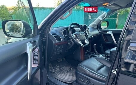 Toyota Land Cruiser Prado 150 рестайлинг 2, 2015 год, 3 500 000 рублей, 9 фотография