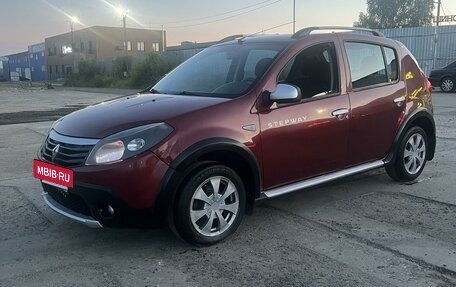 Renault Sandero I, 2012 год, 465 000 рублей, 2 фотография