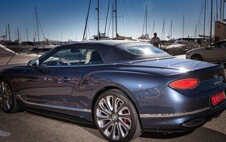 Bentley Continental GT III, 2021 год, 39 990 000 рублей, 16 фотография