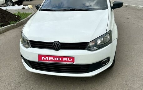 Volkswagen Polo VI (EU Market), 2013 год, 520 000 рублей, 2 фотография