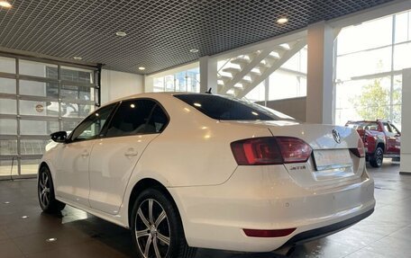 Volkswagen Jetta VI, 2014 год, 1 210 000 рублей, 5 фотография