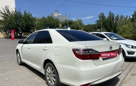 Toyota Camry, 2017 год, 2 090 000 рублей, 6 фотография