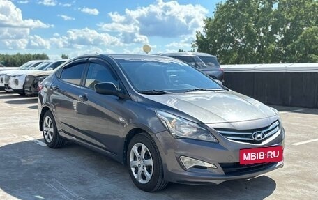 Hyundai Solaris II рестайлинг, 2014 год, 665 000 рублей, 3 фотография