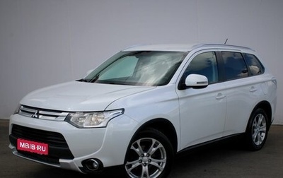 Mitsubishi Outlander III рестайлинг 3, 2014 год, 1 630 000 рублей, 1 фотография