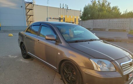 Toyota Avensis III рестайлинг, 2003 год, 570 000 рублей, 2 фотография