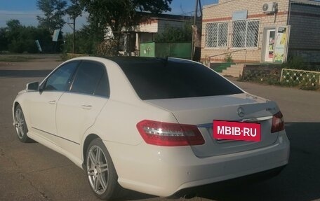 Mercedes-Benz E-Класс, 2010 год, 1 500 000 рублей, 5 фотография