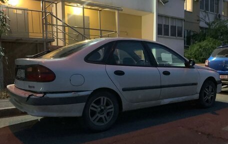 Renault Laguna II, 1999 год, 130 000 рублей, 2 фотография