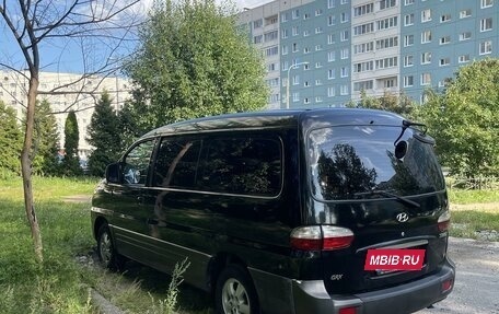 Hyundai Starex I рестайлинг, 2007 год, 655 000 рублей, 2 фотография