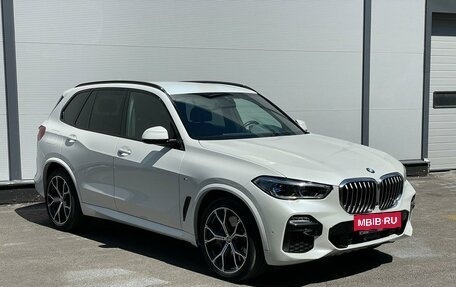 BMW X5, 2020 год, 7 990 000 рублей, 3 фотография