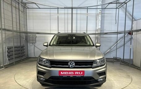 Volkswagen Tiguan II, 2020 год, 2 450 000 рублей, 2 фотография