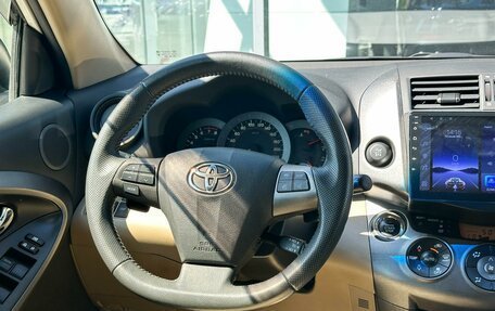 Toyota RAV4, 2012 год, 1 690 000 рублей, 14 фотография