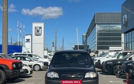 Chevrolet Niva I рестайлинг, 2017 год, 648 000 рублей, 2 фотография