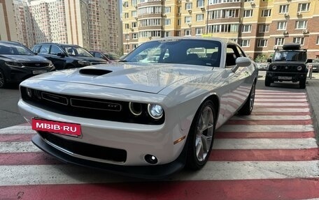 Dodge Challenger III рестайлинг 2, 2022 год, 4 100 000 рублей, 9 фотография