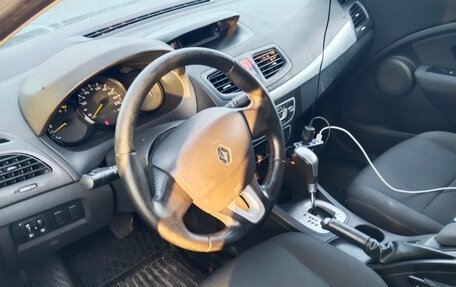 Renault Fluence I, 2010 год, 650 000 рублей, 4 фотография