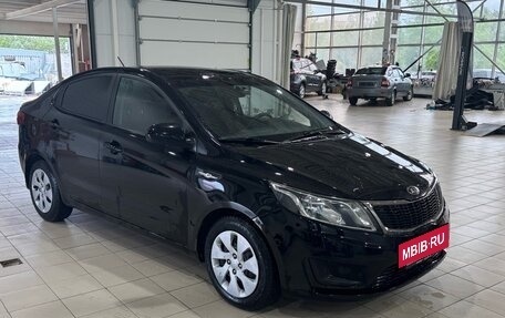 KIA Rio III рестайлинг, 2014 год, 820 000 рублей, 2 фотография