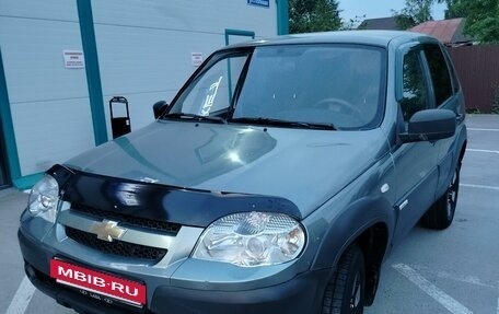 Chevrolet Niva I рестайлинг, 2012 год, 650 000 рублей, 2 фотография