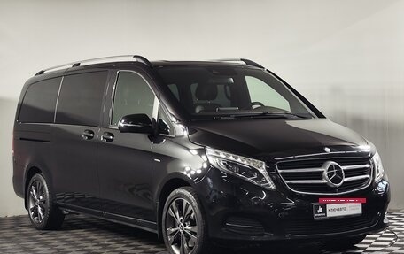 Mercedes-Benz V-Класс, 2016 год, 4 550 000 рублей, 3 фотография