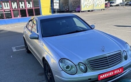 Mercedes-Benz E-Класс, 2002 год, 450 000 рублей, 2 фотография