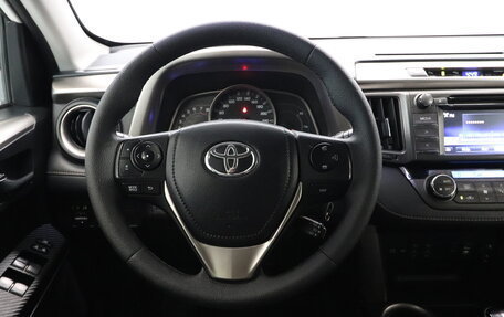 Toyota RAV4, 2015 год, 2 100 000 рублей, 10 фотография