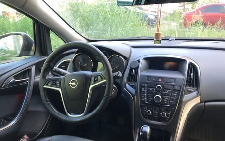 Opel Astra J, 2013 год, 1 050 000 рублей, 4 фотография