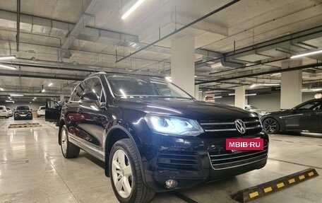 Volkswagen Touareg III, 2013 год, 2 680 000 рублей, 12 фотография