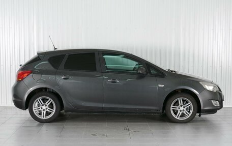 Opel Astra J, 2011 год, 839 000 рублей, 5 фотография