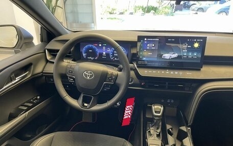 Toyota Camry, 2024 год, 4 600 000 рублей, 10 фотография