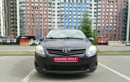 Toyota Auris II, 2010 год, 850 000 рублей, 2 фотография