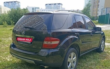 Mercedes-Benz M-Класс, 2005 год, 1 300 000 рублей, 3 фотография