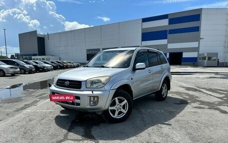 Toyota RAV4, 2003 год, 1 050 000 рублей, 2 фотография