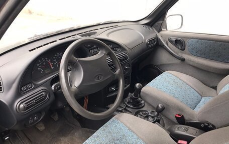 Chevrolet Niva I рестайлинг, 2005 год, 167 000 рублей, 4 фотография