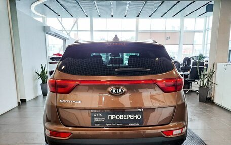 KIA Sportage IV рестайлинг, 2017 год, 1 990 000 рублей, 6 фотография